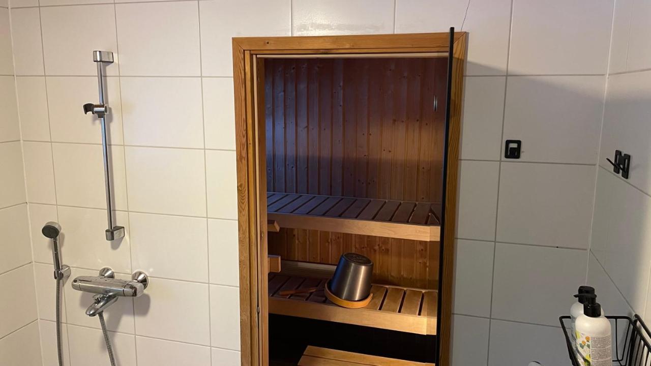 Äkäslompolo Taloyllaes, Huonemajoitus酒店 外观 照片